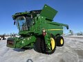 2016 John Deere S670 Combine