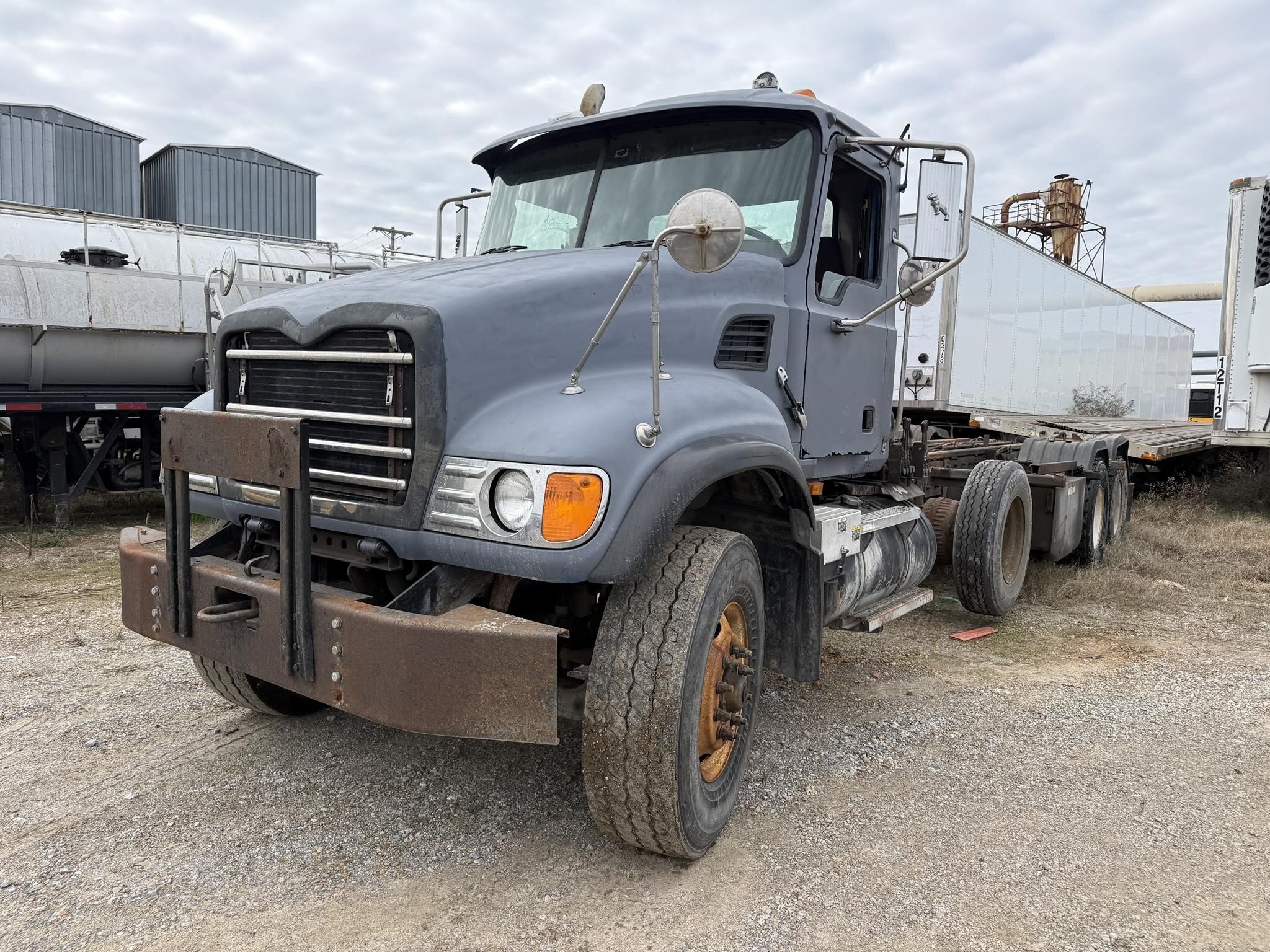 2007 Mack Granite CV713 Dump Trucks/Trailer