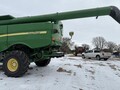 2013 John Deere S690 Combine