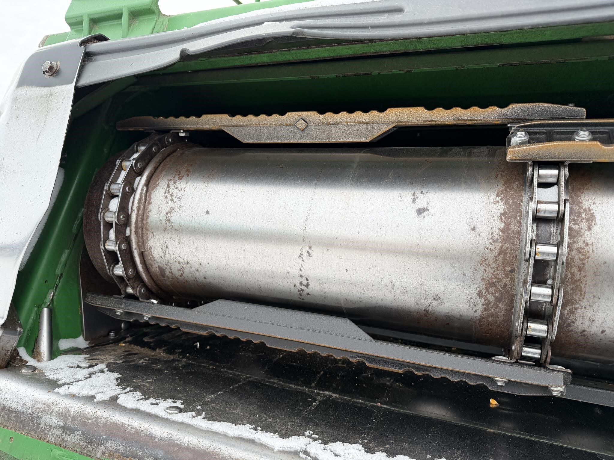 2013 John Deere S690 Combine