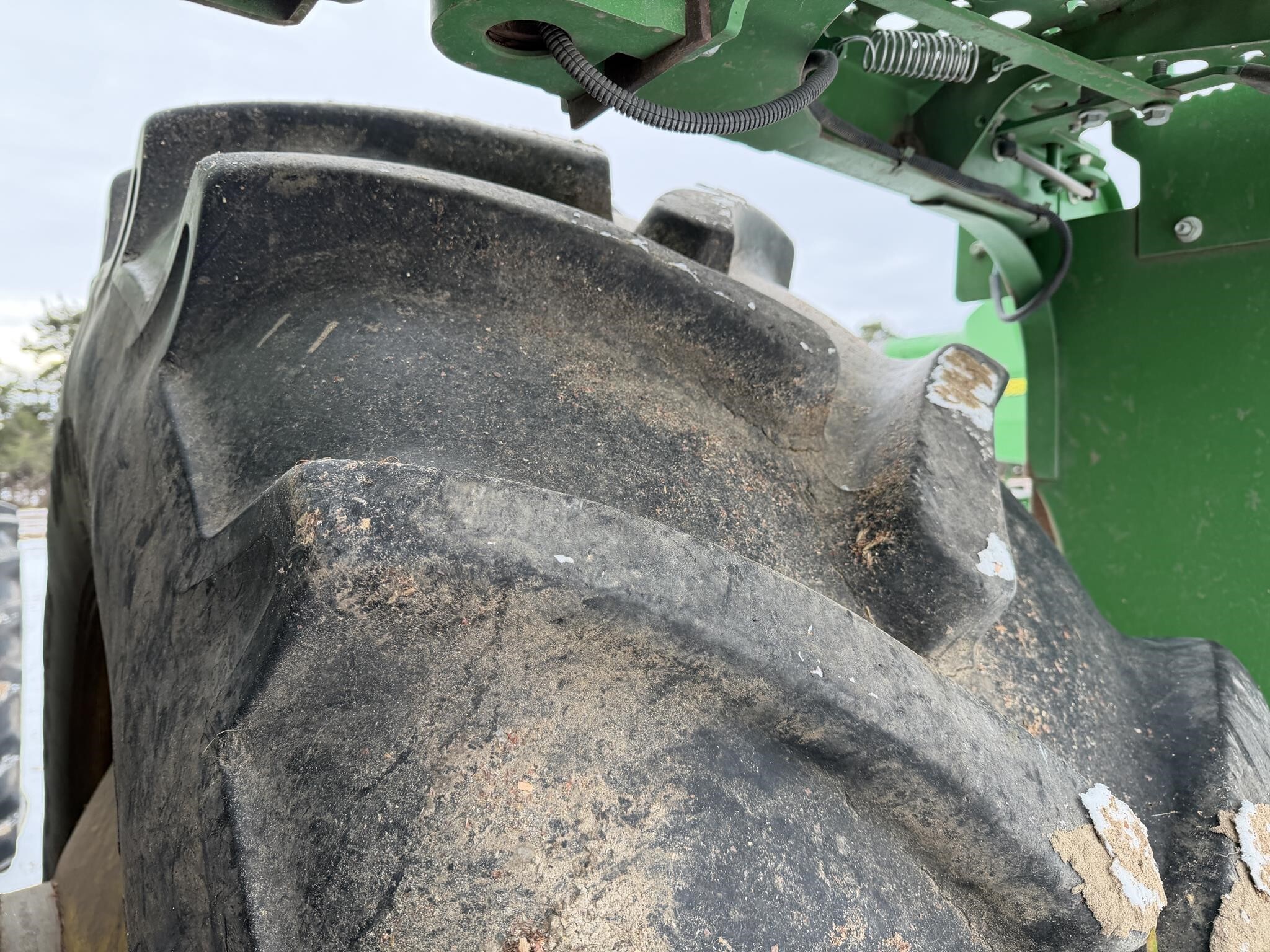 2013 John Deere S690 Combine