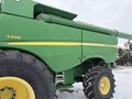 2013 John Deere S690 Combine