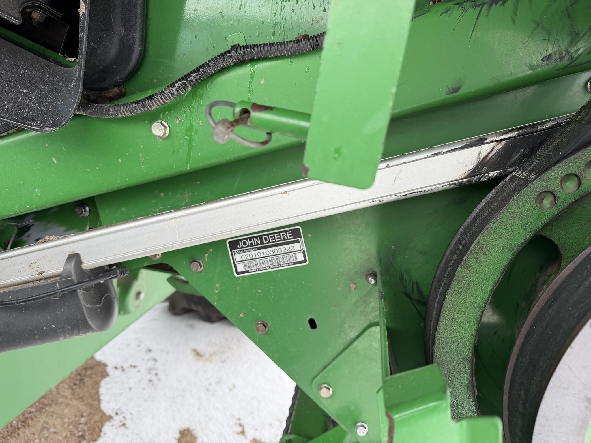 2013 John Deere S690 Combine