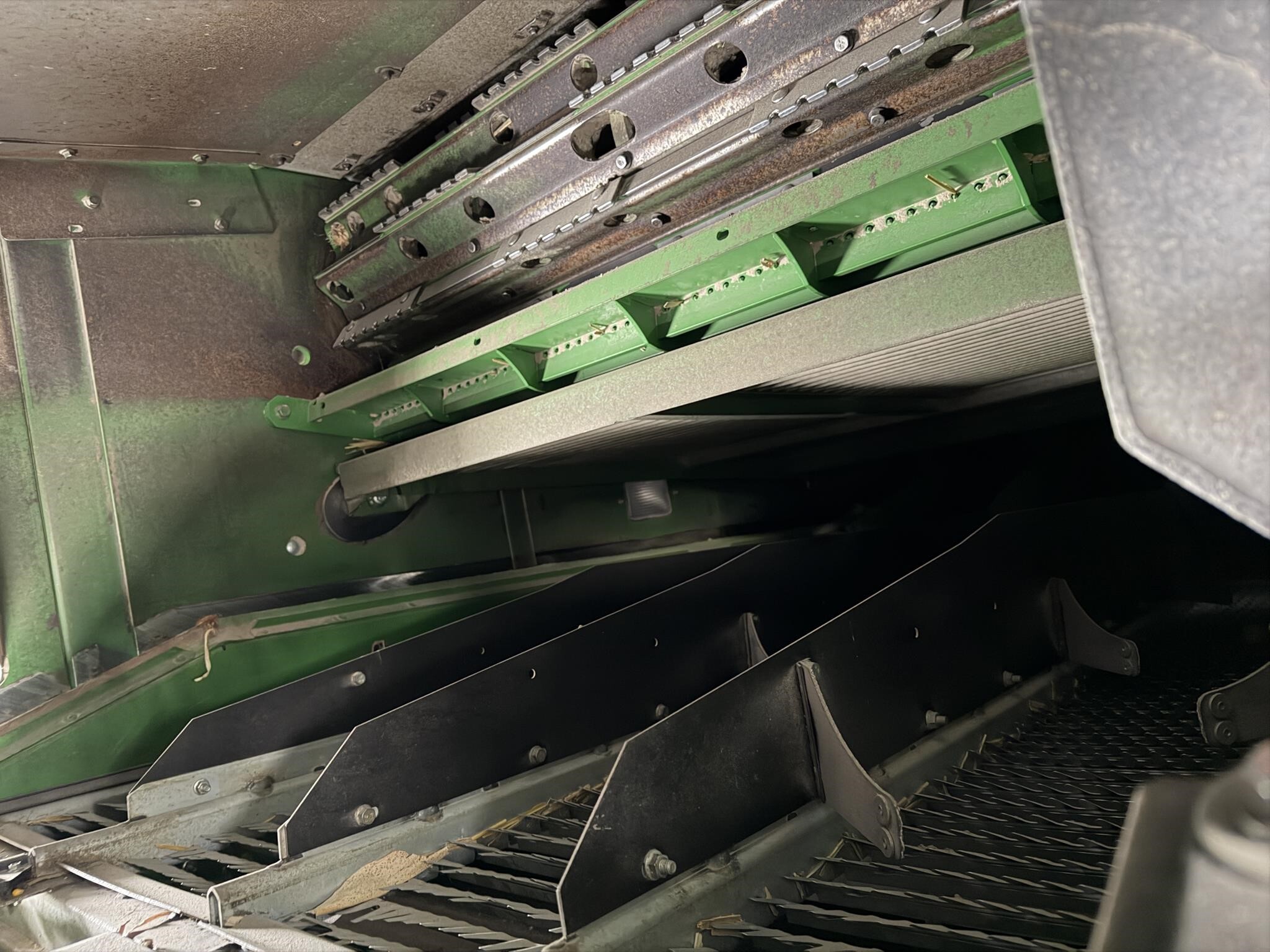 2013 John Deere S690 Combine