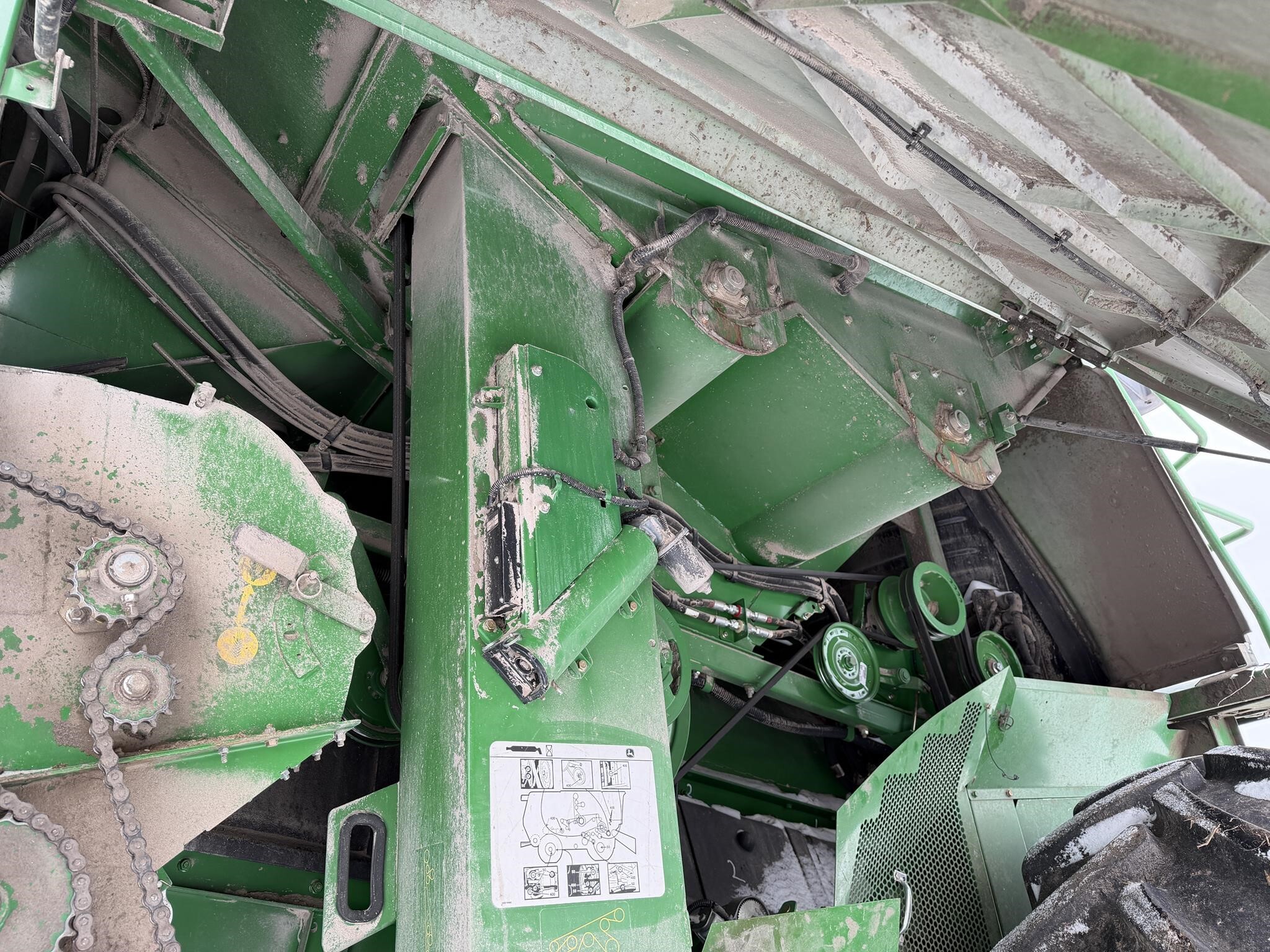 2013 John Deere S690 Combine