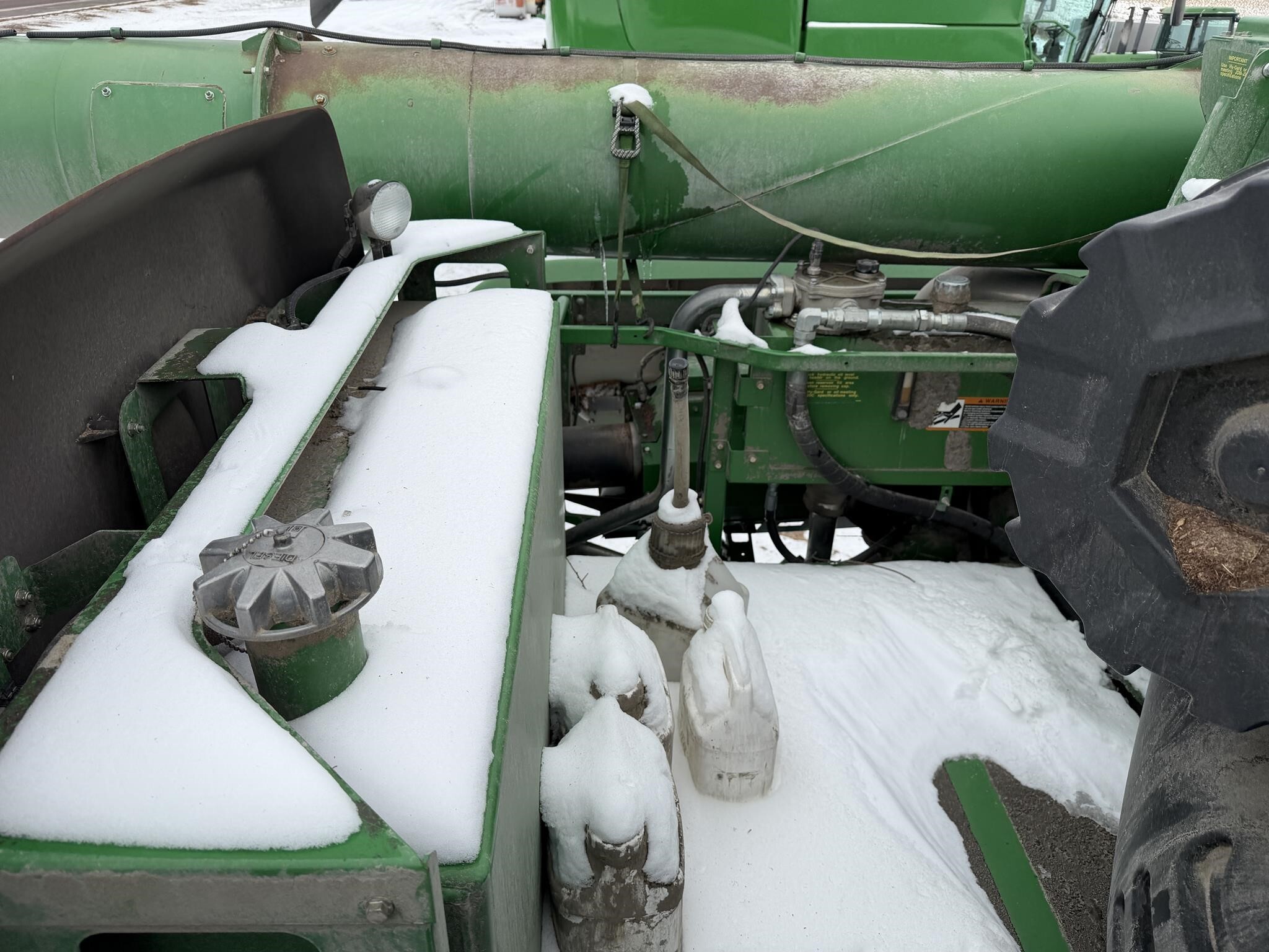 2013 John Deere S690 Combine