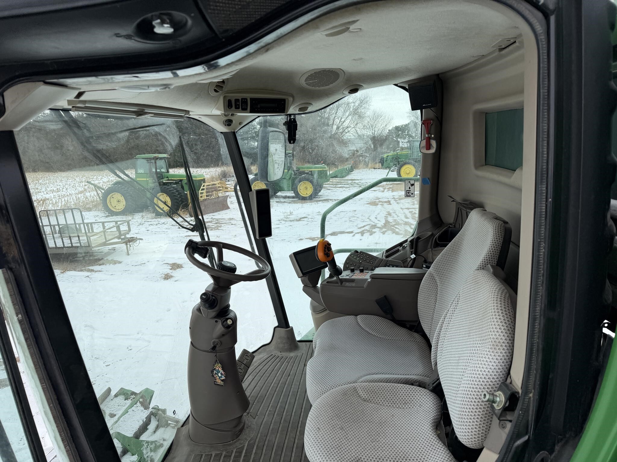 2013 John Deere S690 Combine