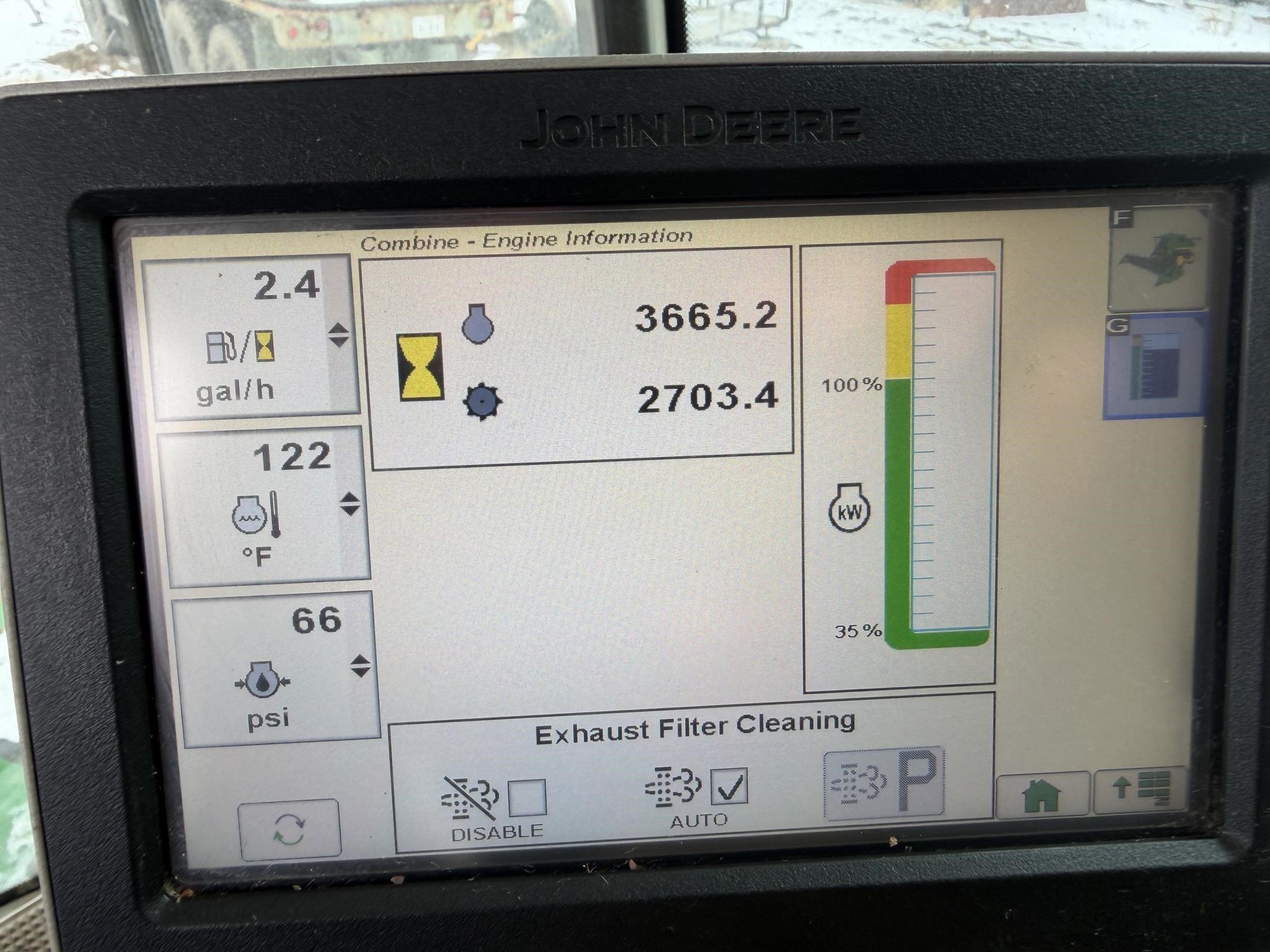 2013 John Deere S690 Combine