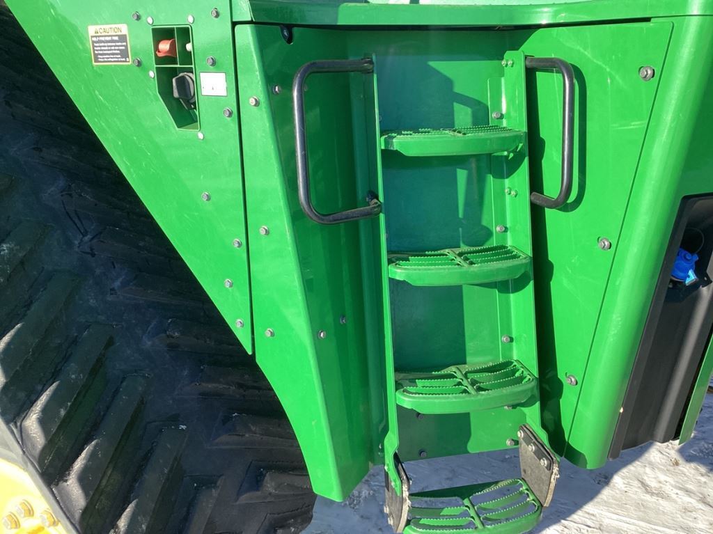 2023 John Deere 9RX 590 Tractor