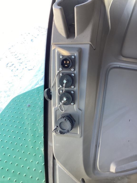 2023 John Deere 9RX 590 Tractor