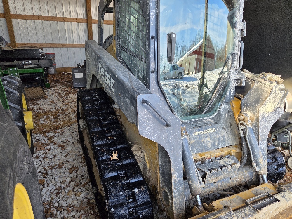 2012 Deere 323D Skid Steer
