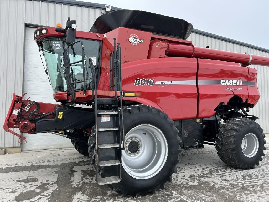 2007 Case IH 8010 Combine