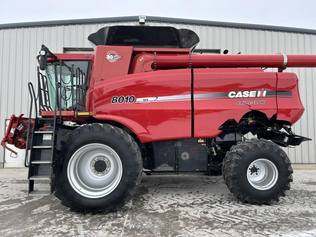 2007 Case IH 8010 Combine