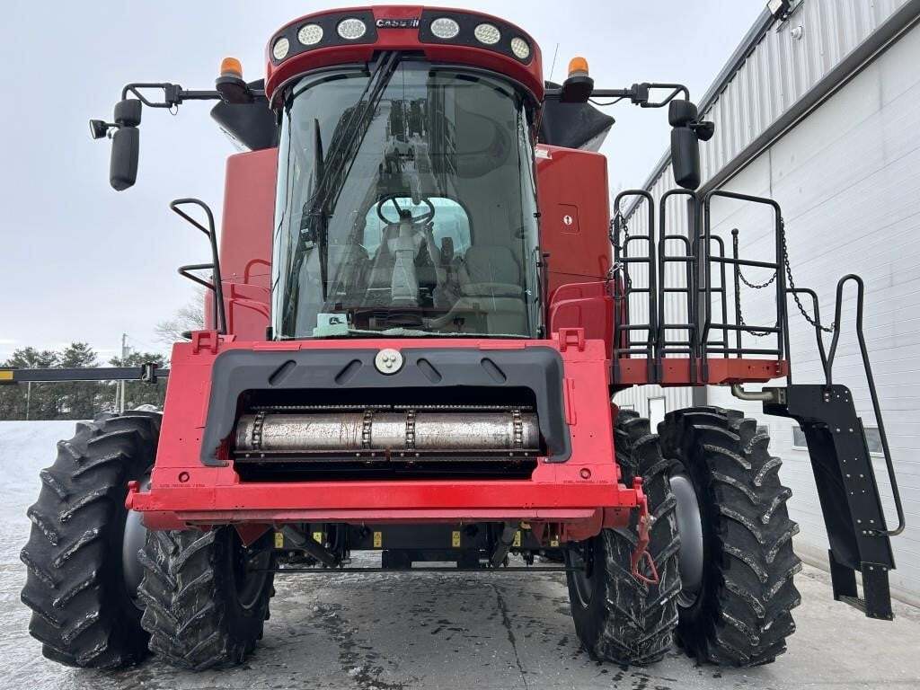 2007 Case IH 8010 Combine