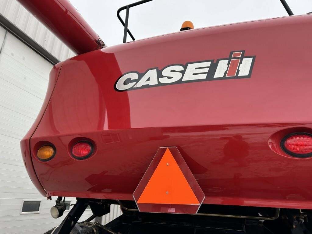 2007 Case IH 8010 Combine