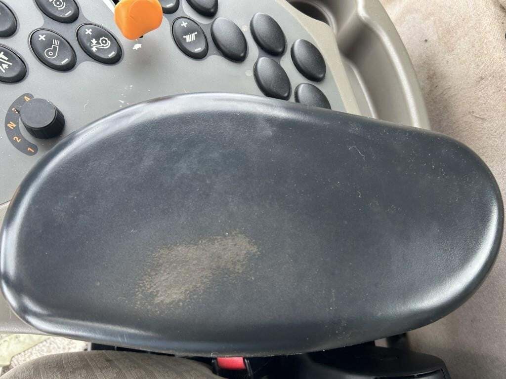 2007 Case IH 8010 Combine