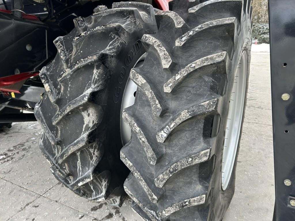 2007 Case IH 8010 Combine