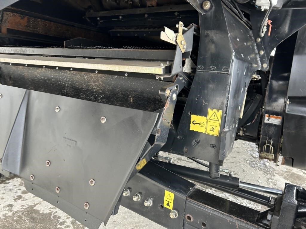 2007 Case IH 8010 Combine