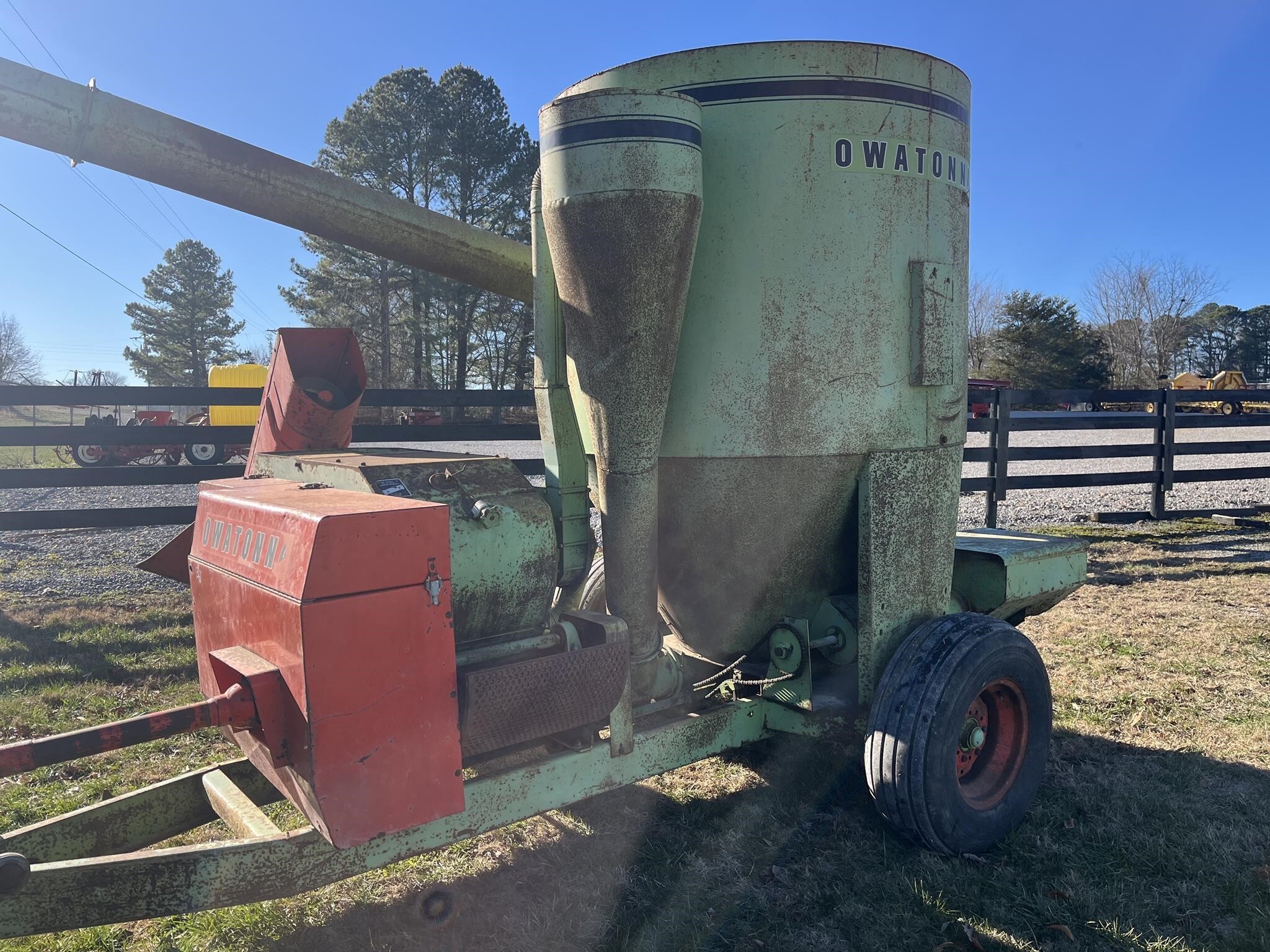  Owatonna Manufacturing 420 Grinders and Mixer