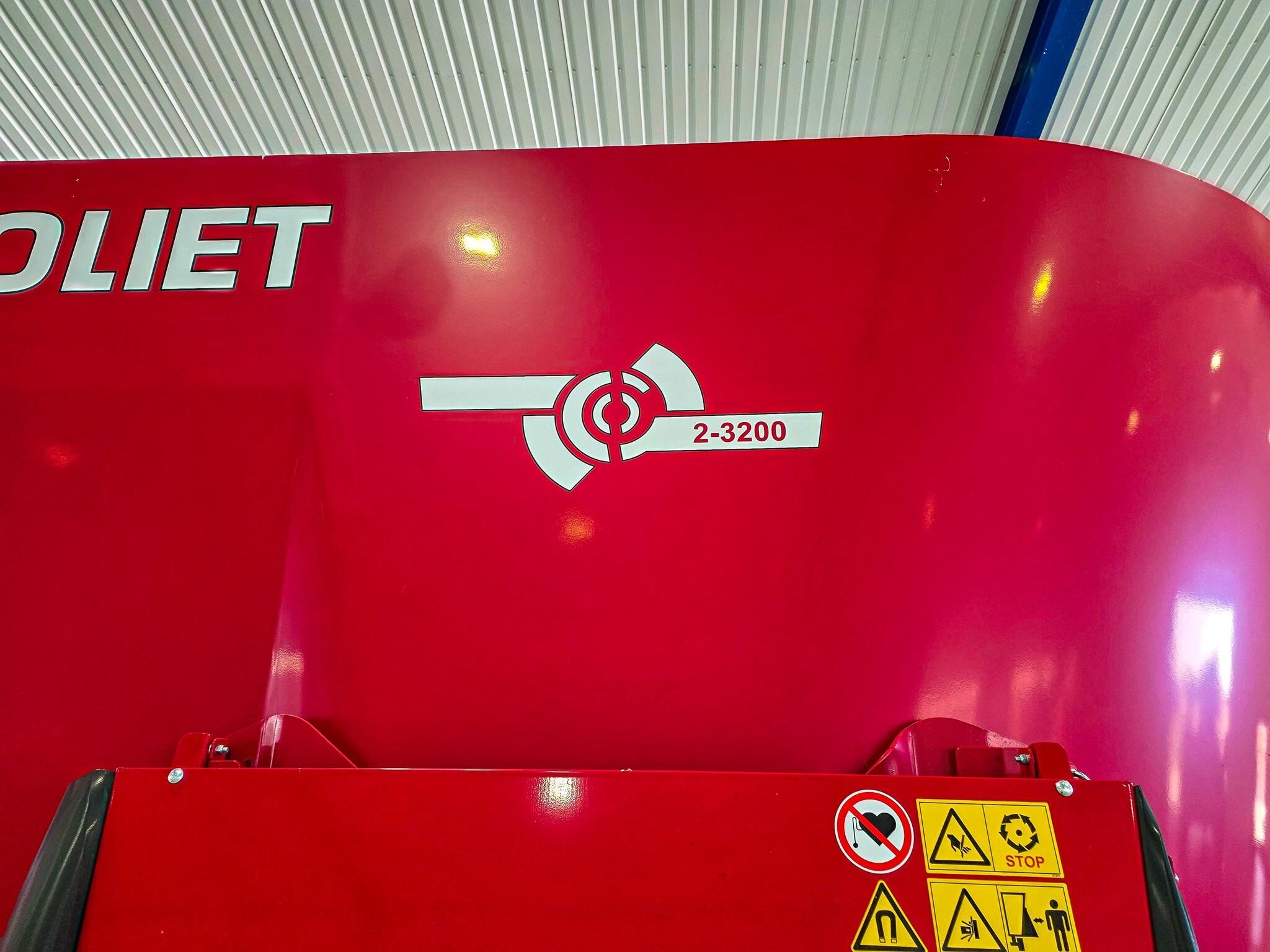 2023 Trioliet Solomix 2-3200 Grinders and Mixer