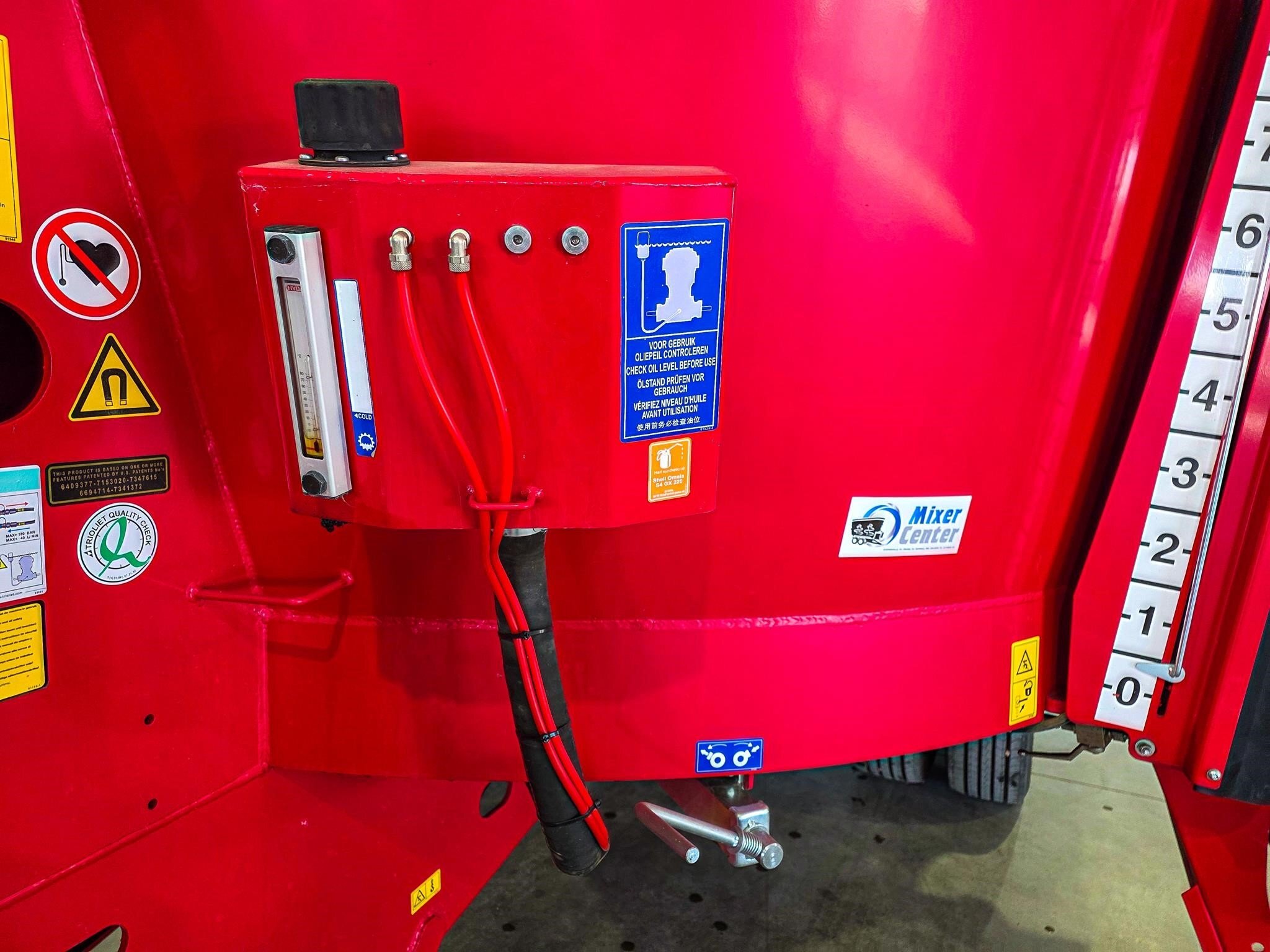 2023 Trioliet Solomix 2-3200 Grinders and Mixer