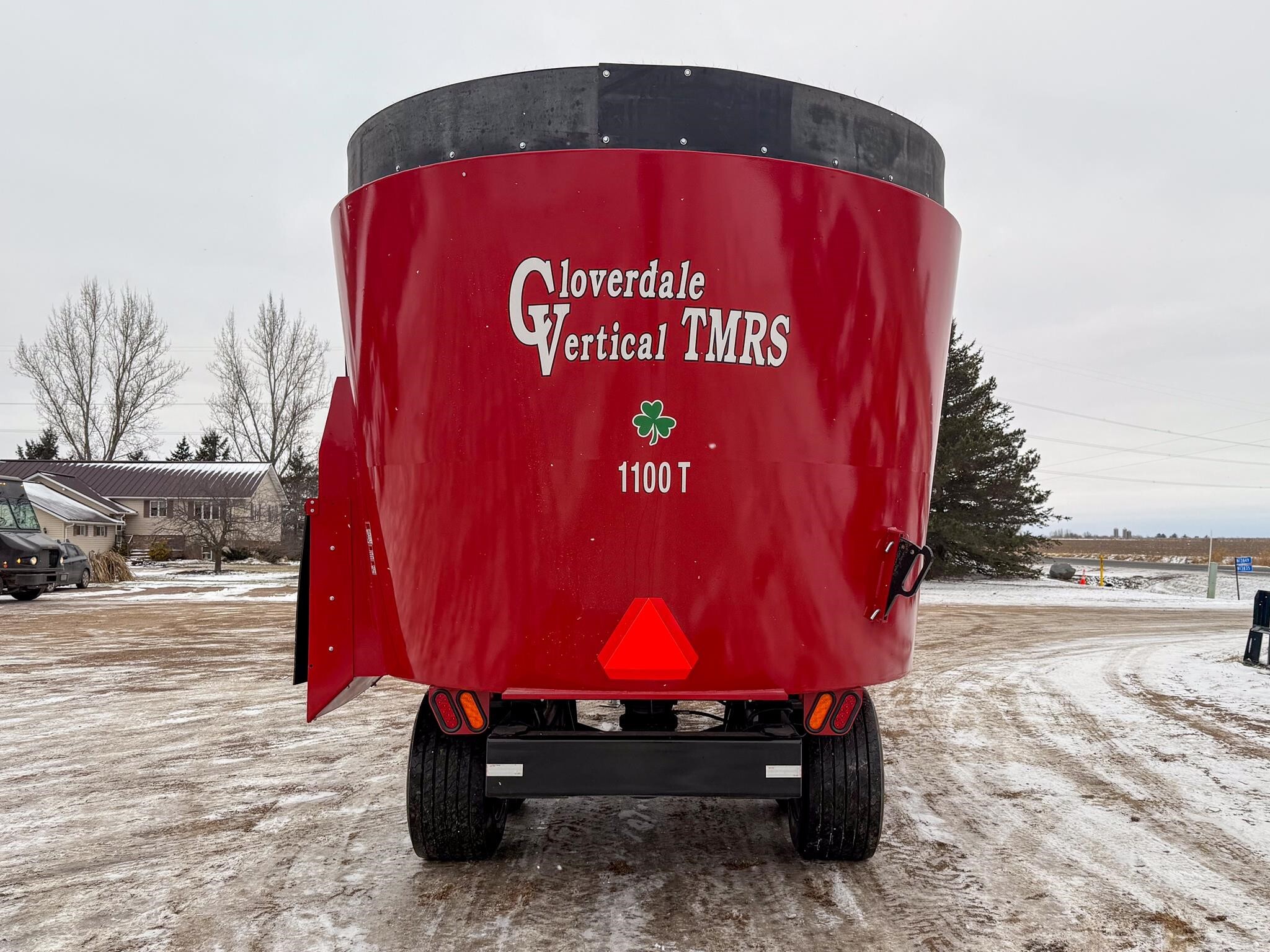 2026 Cloverdale 1100T Feed Wagon