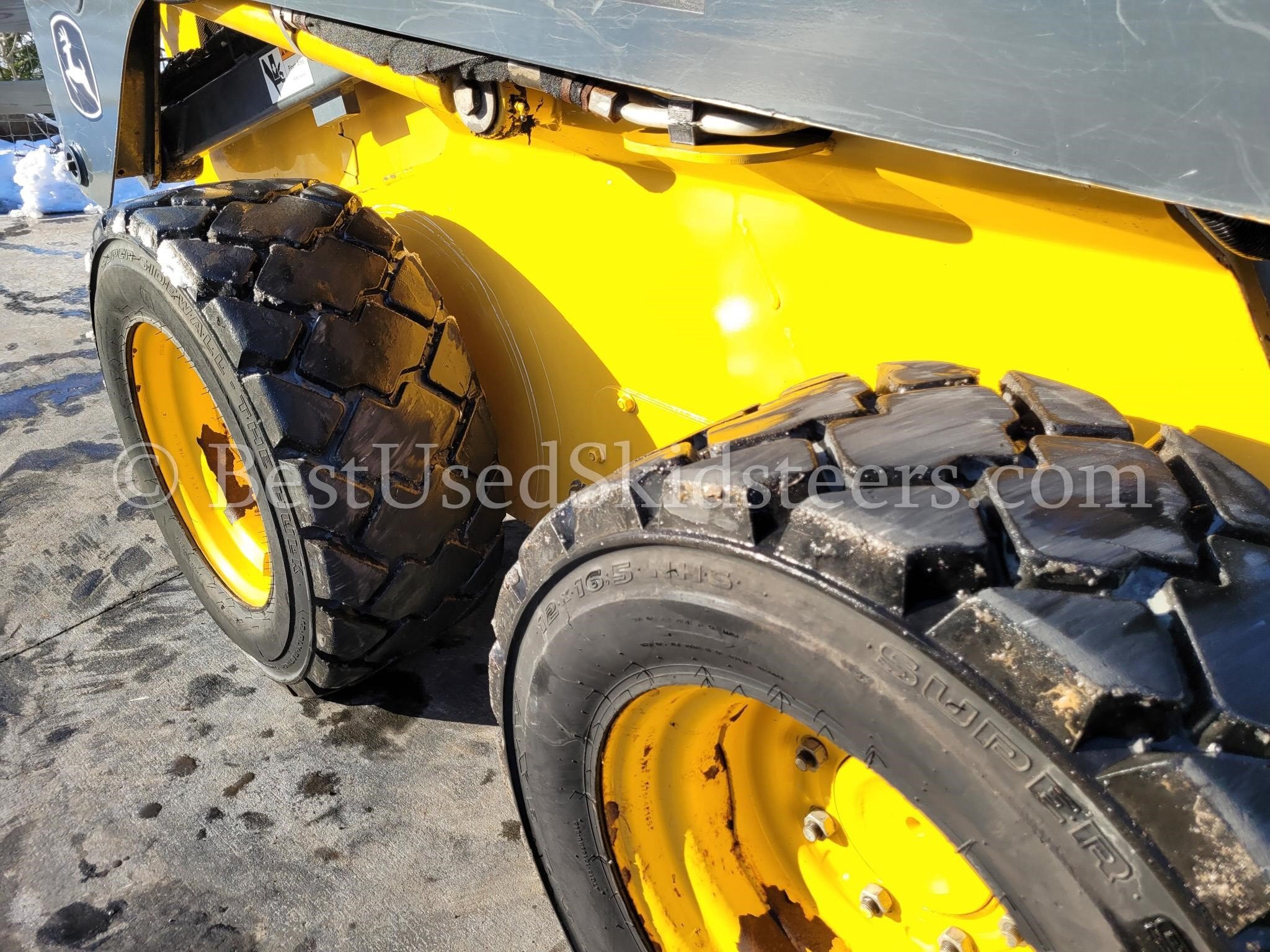 2011 Deere 320D Skid Steer