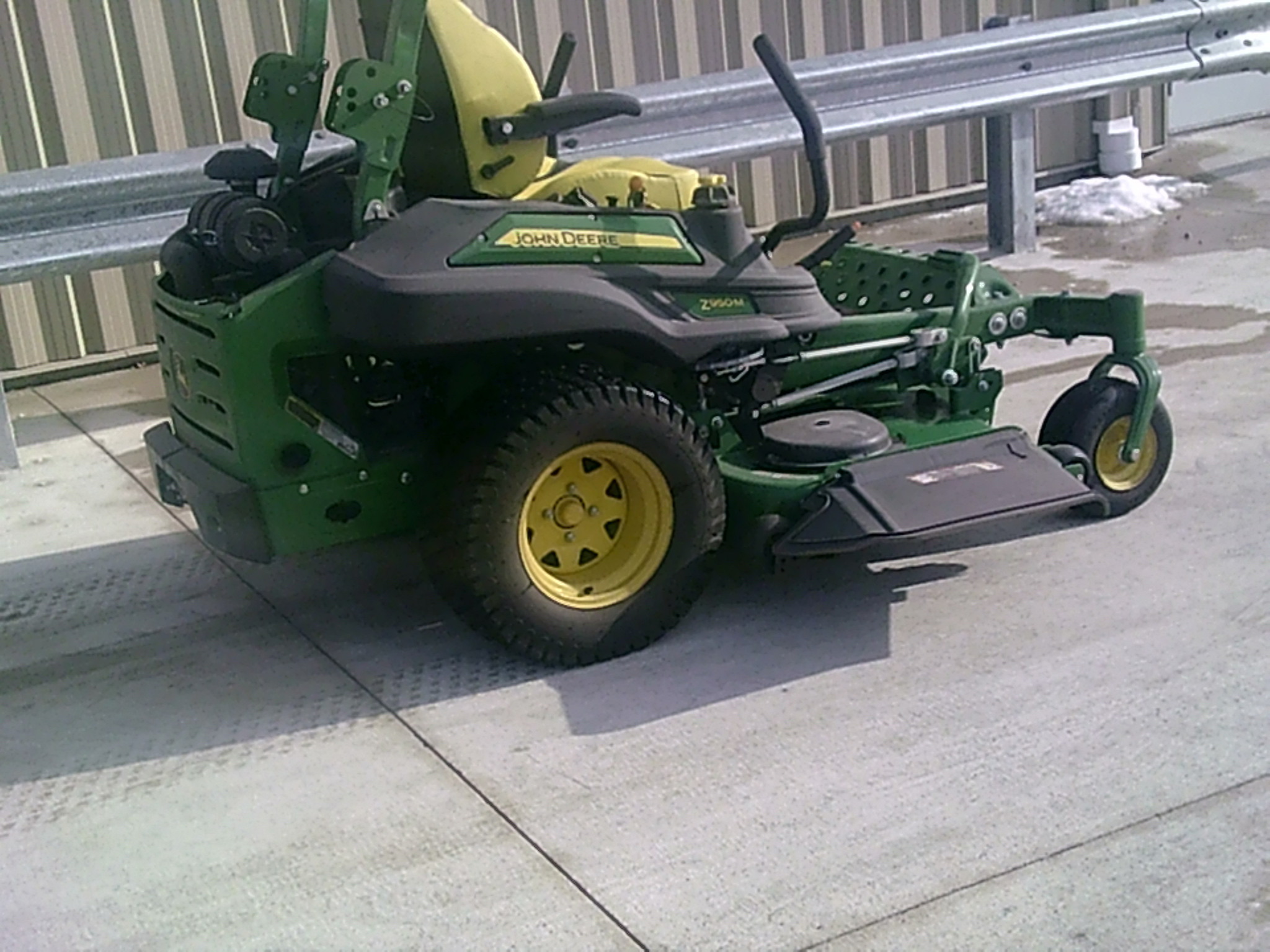 2022 John Deere Z950M Lawn Mower