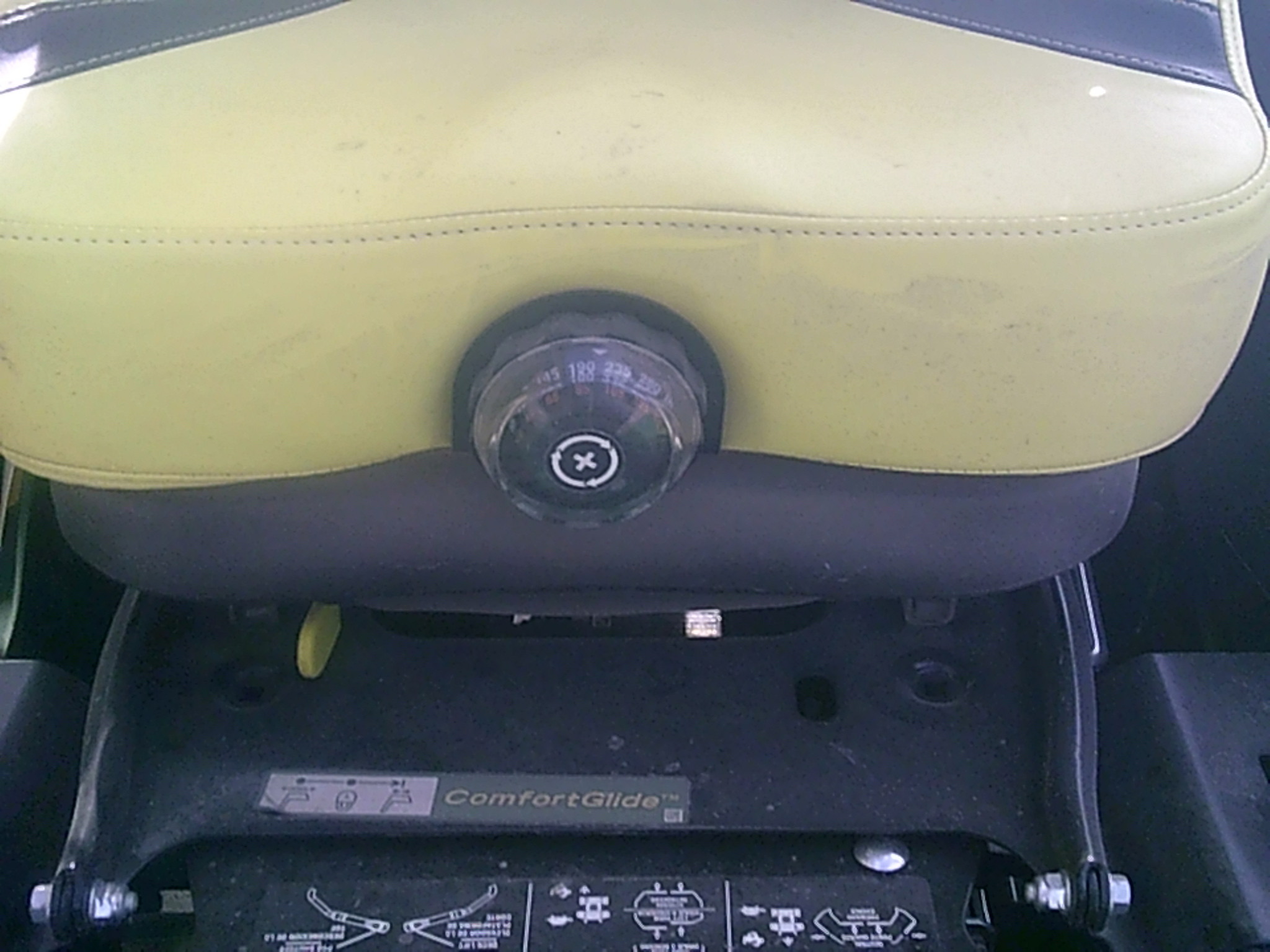 2022 John Deere Z950M Lawn Mower