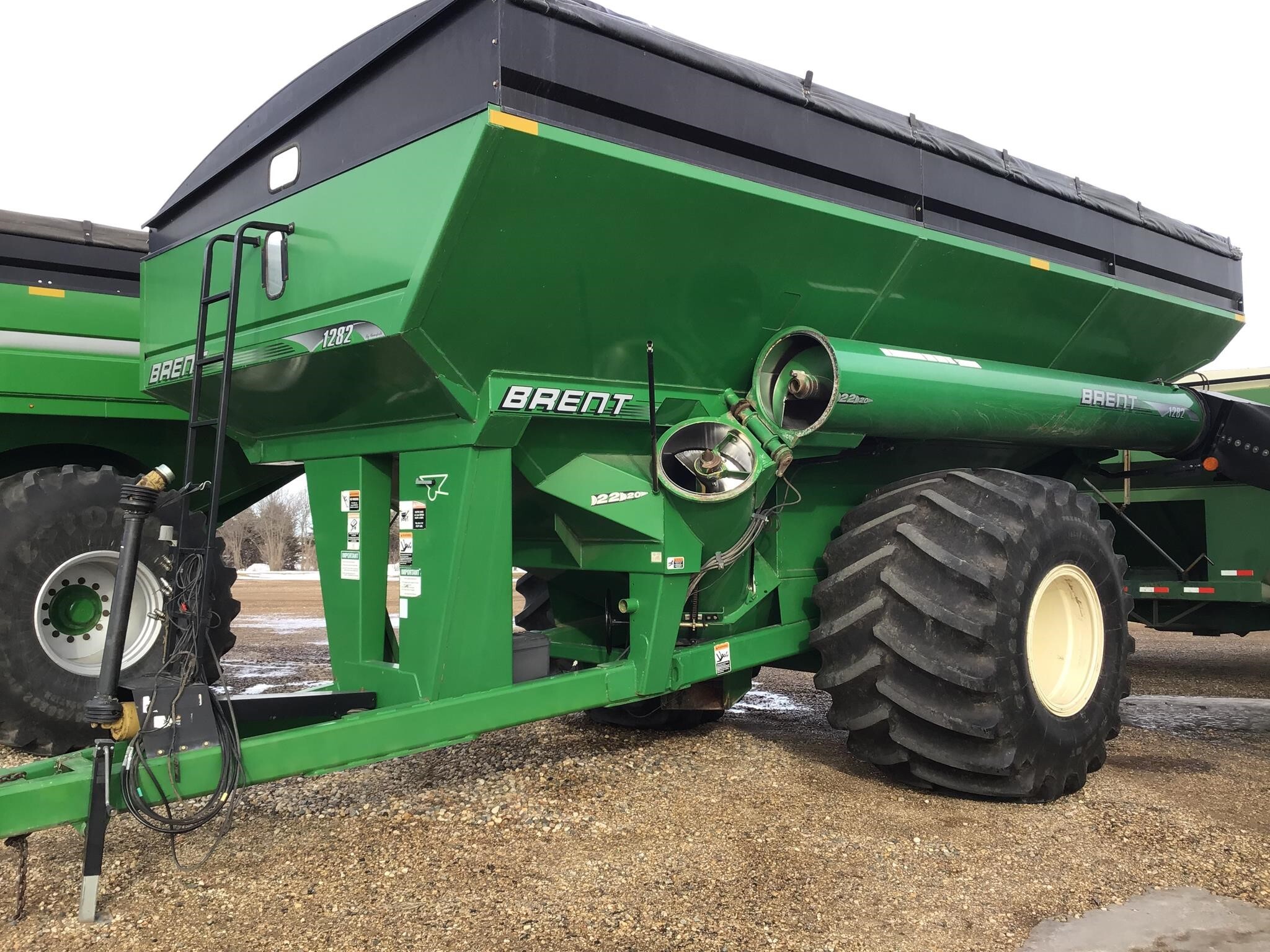  Brent 1282 Grain Cart