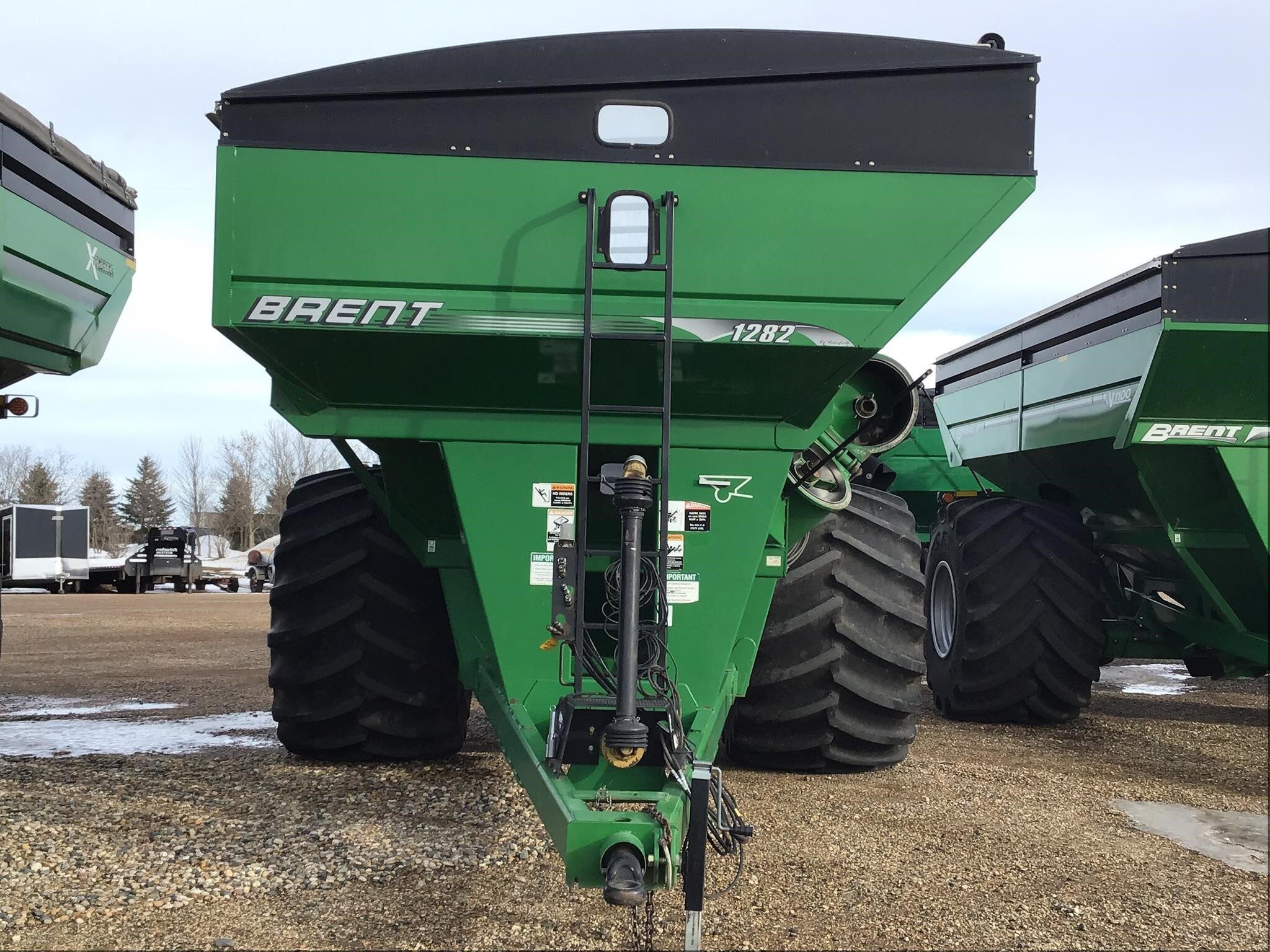  Brent 1282 Grain Cart