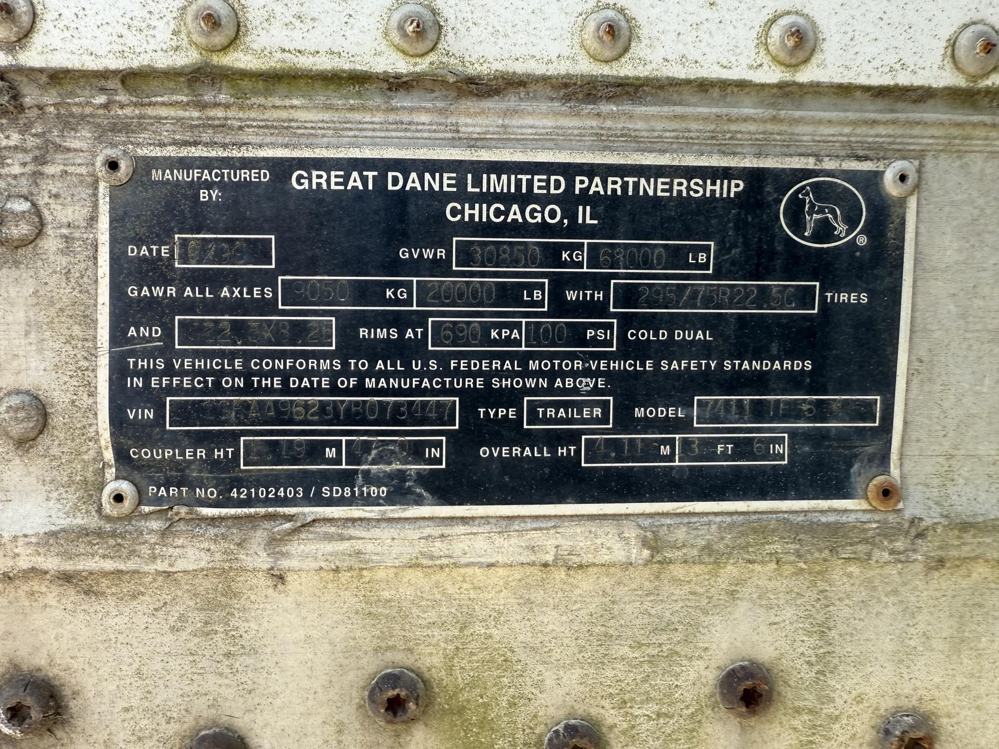 2000 Great Dane 48 FT VAN Box Trucks/Trailer