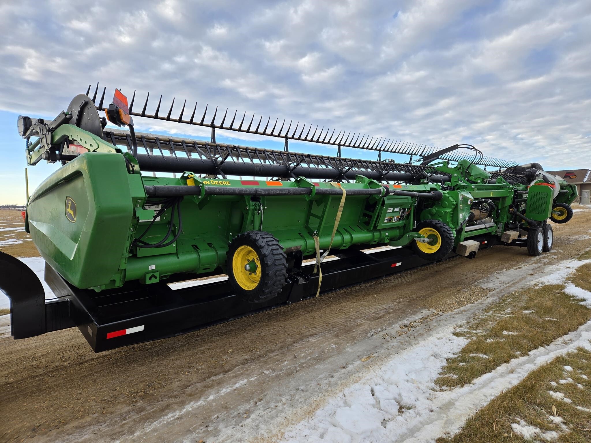 2022 John Deere HD50F Platform