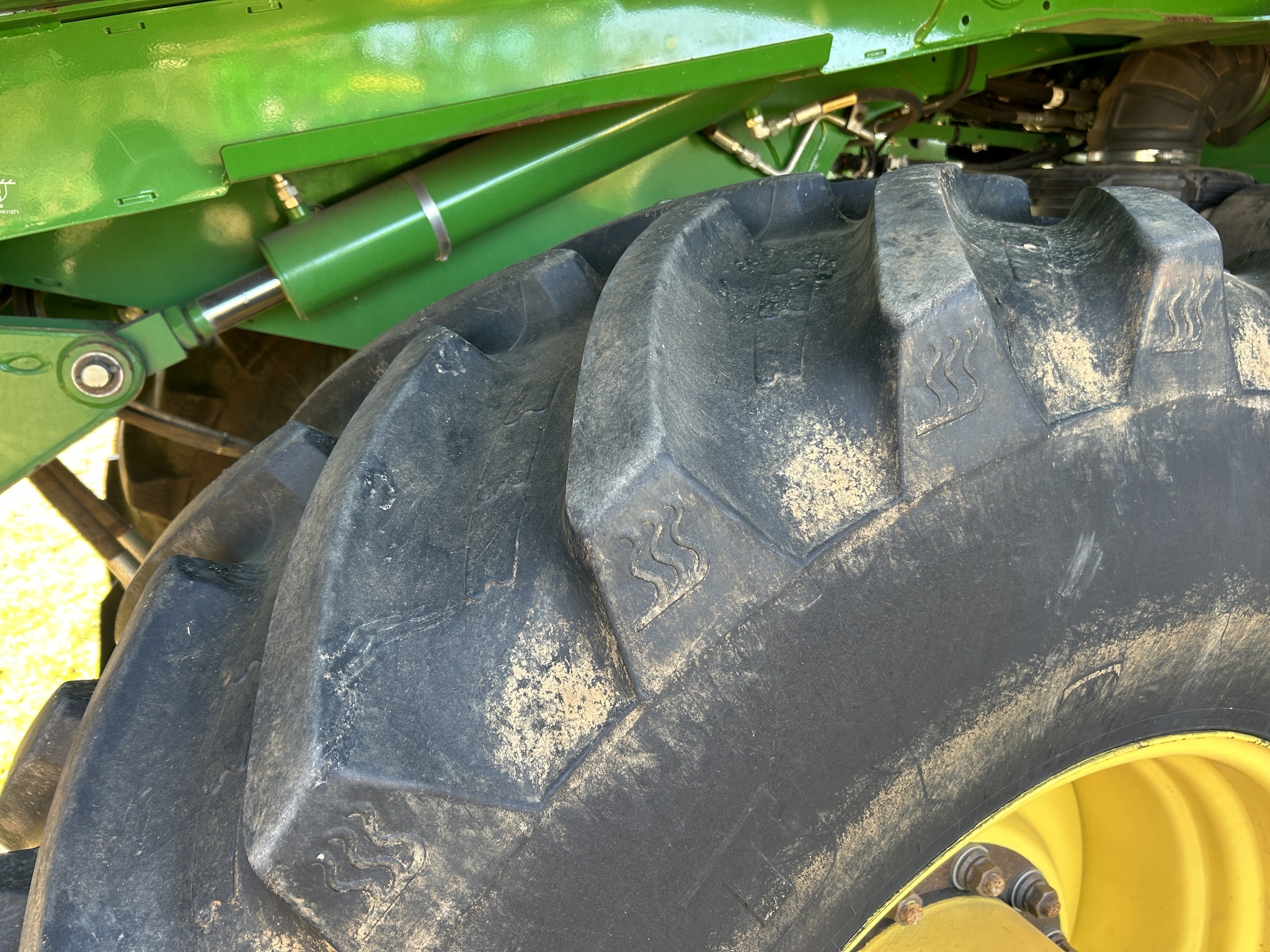 2019 John Deere CP690 Cotton Equipment