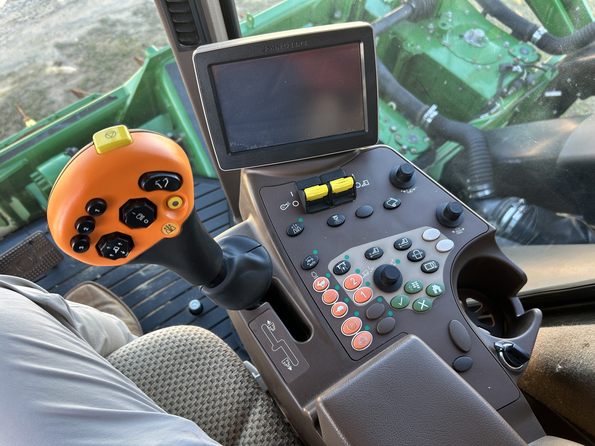 2019 John Deere CP690 Cotton Equipment