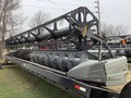 2009 Gleaner 8200 Platform