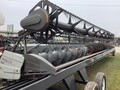 2009 Gleaner 8200 Platform