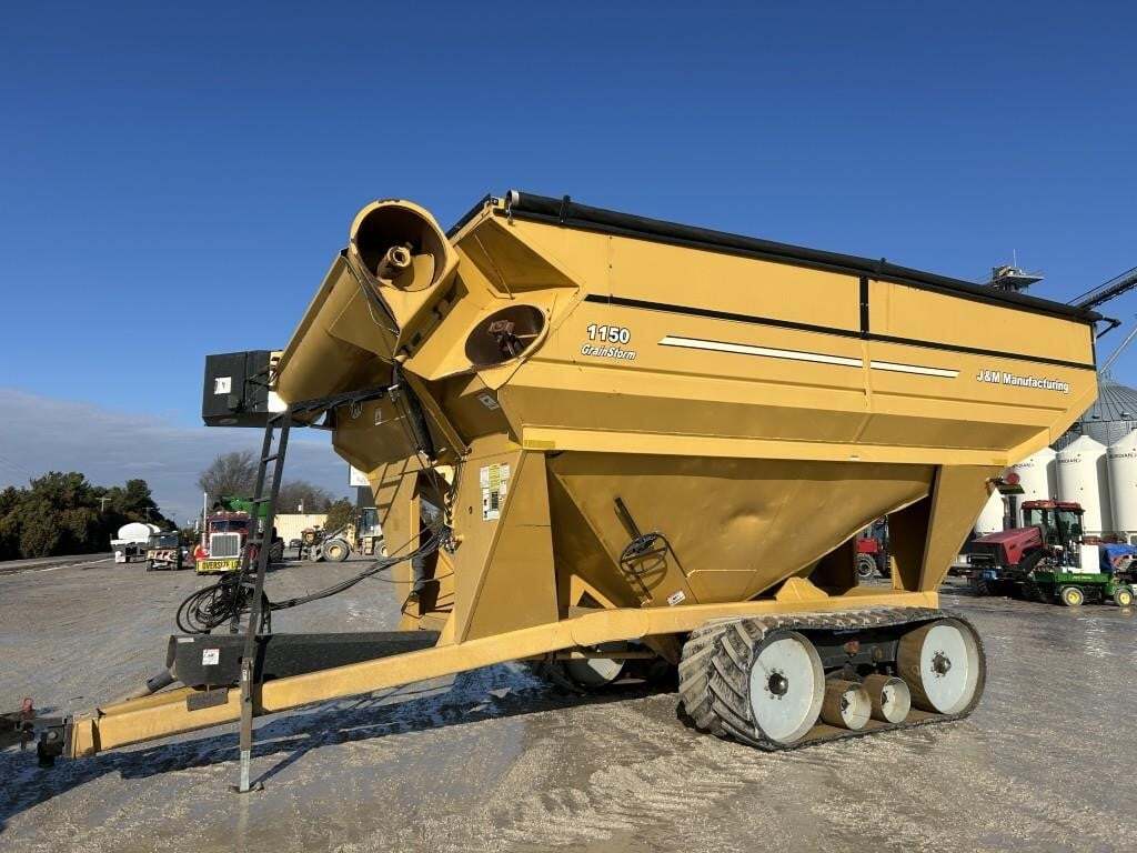  J&M 1150-22S Grain Cart