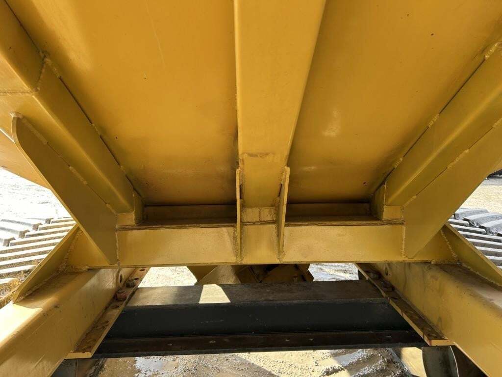  J&M 1150-22S Grain Cart