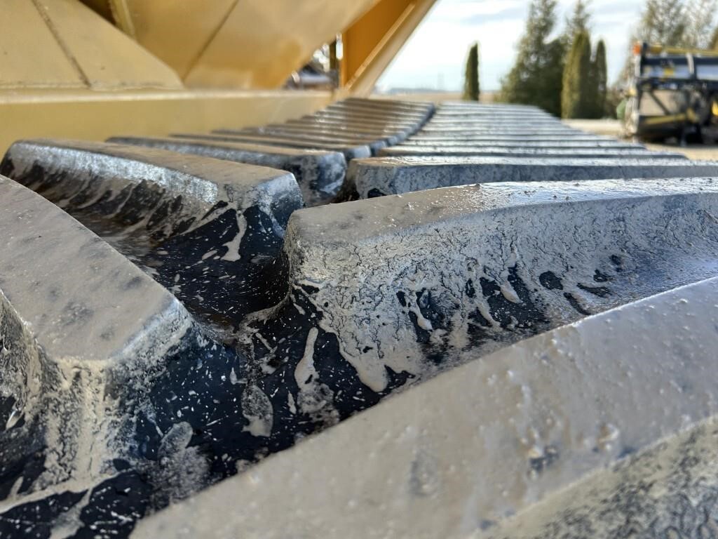  J&M 1150-22S Grain Cart