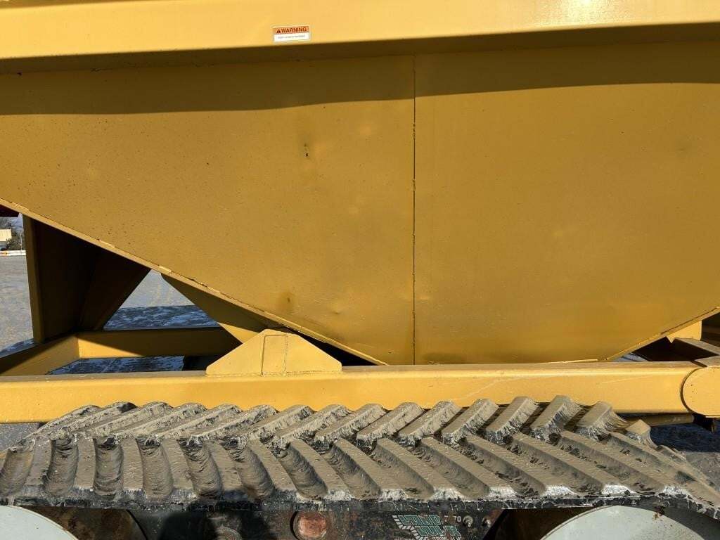  J&M 1150-22S Grain Cart