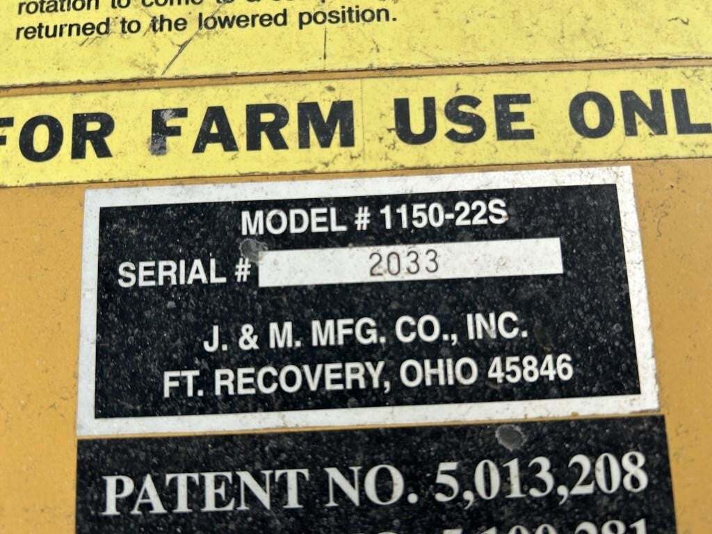  J&M 1150-22S Grain Cart