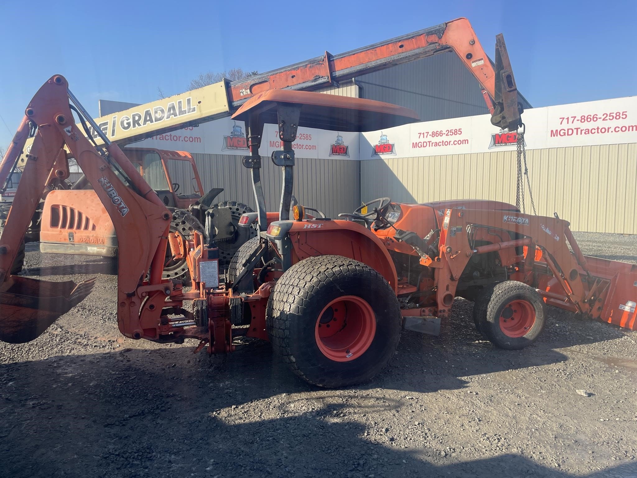  Kubota MX5800 Tractor