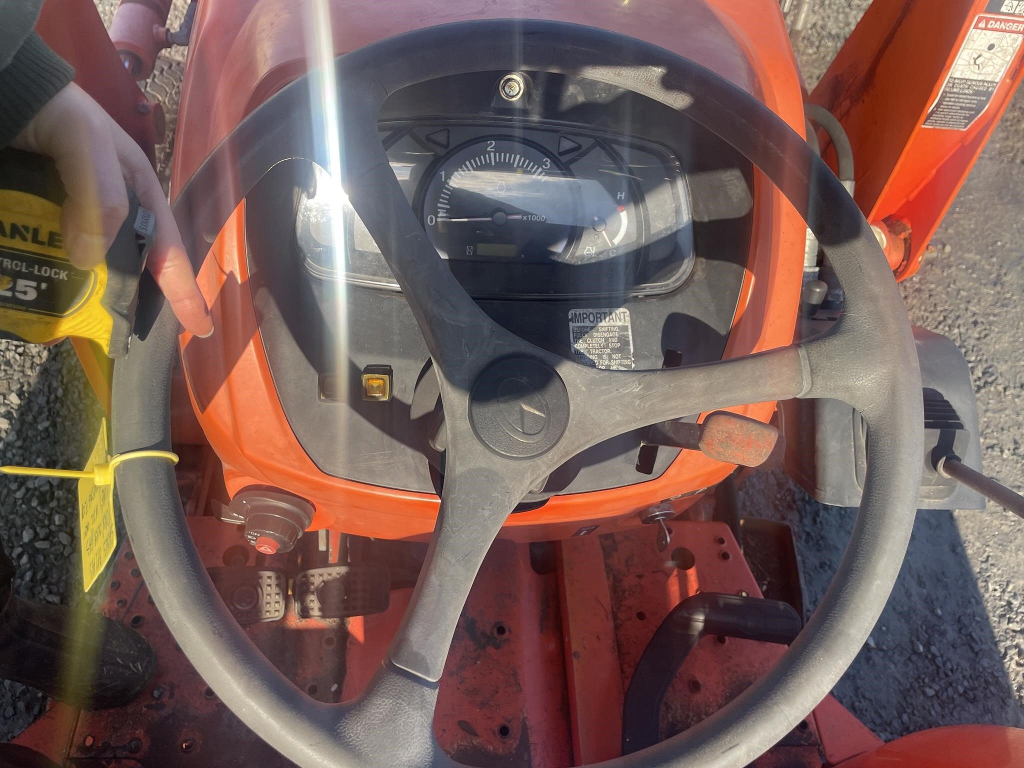  Kubota MX5800 Tractor