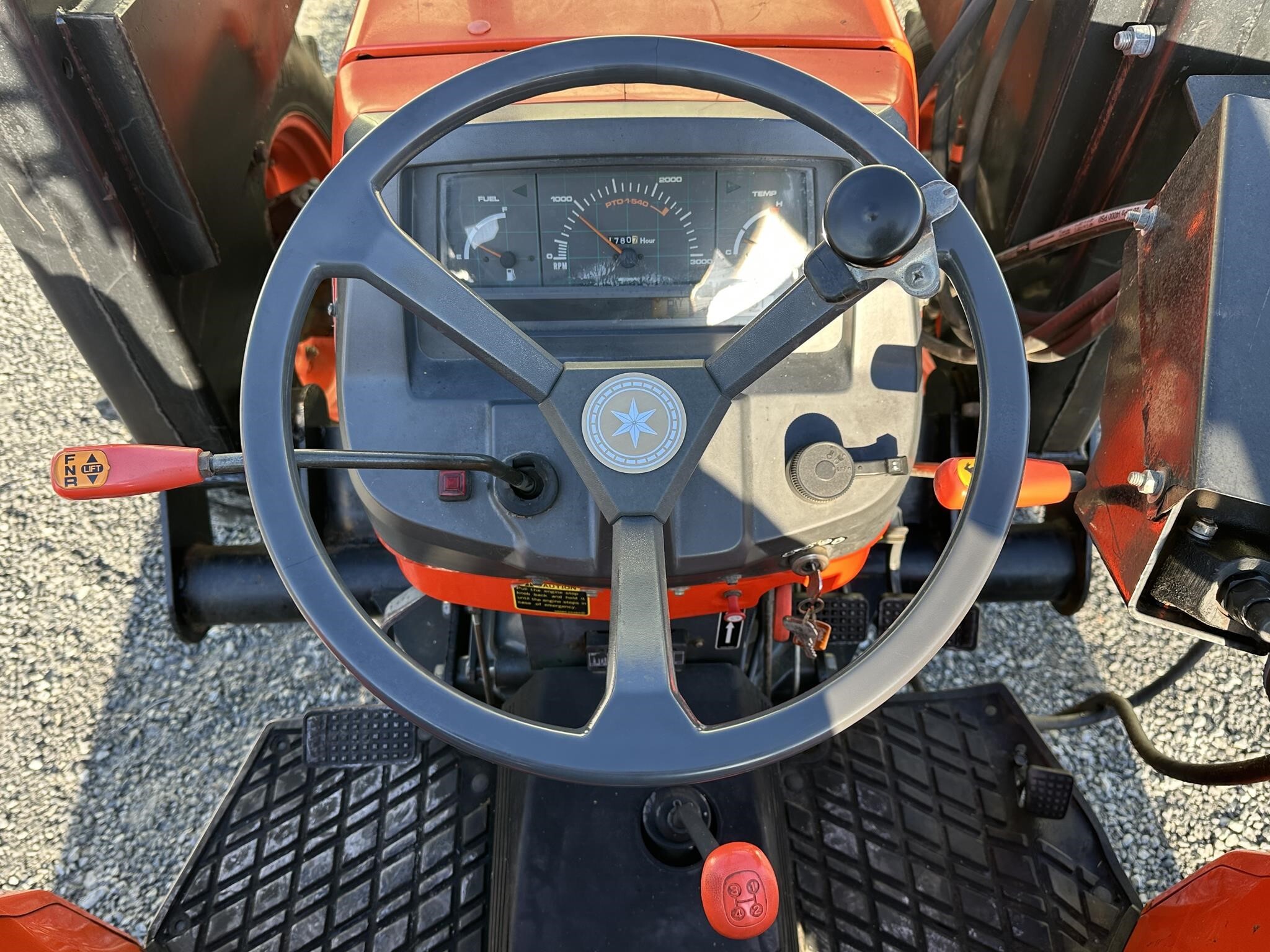 2000 Kubota M9000 Tractor