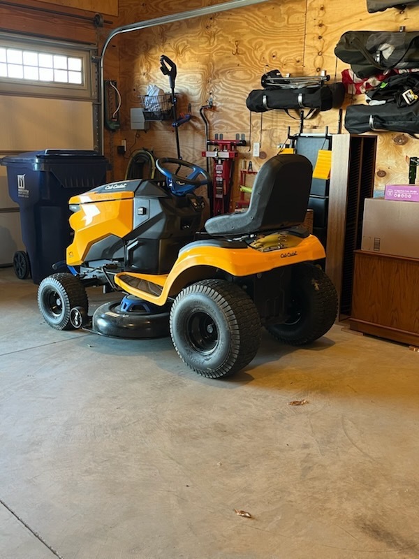 2022 Cub Cadet LT42E Lawn Mower