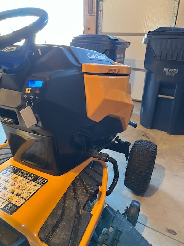 2022 Cub Cadet LT42E Lawn Mower