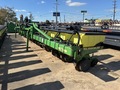2013 John Deere 1720 Planter
