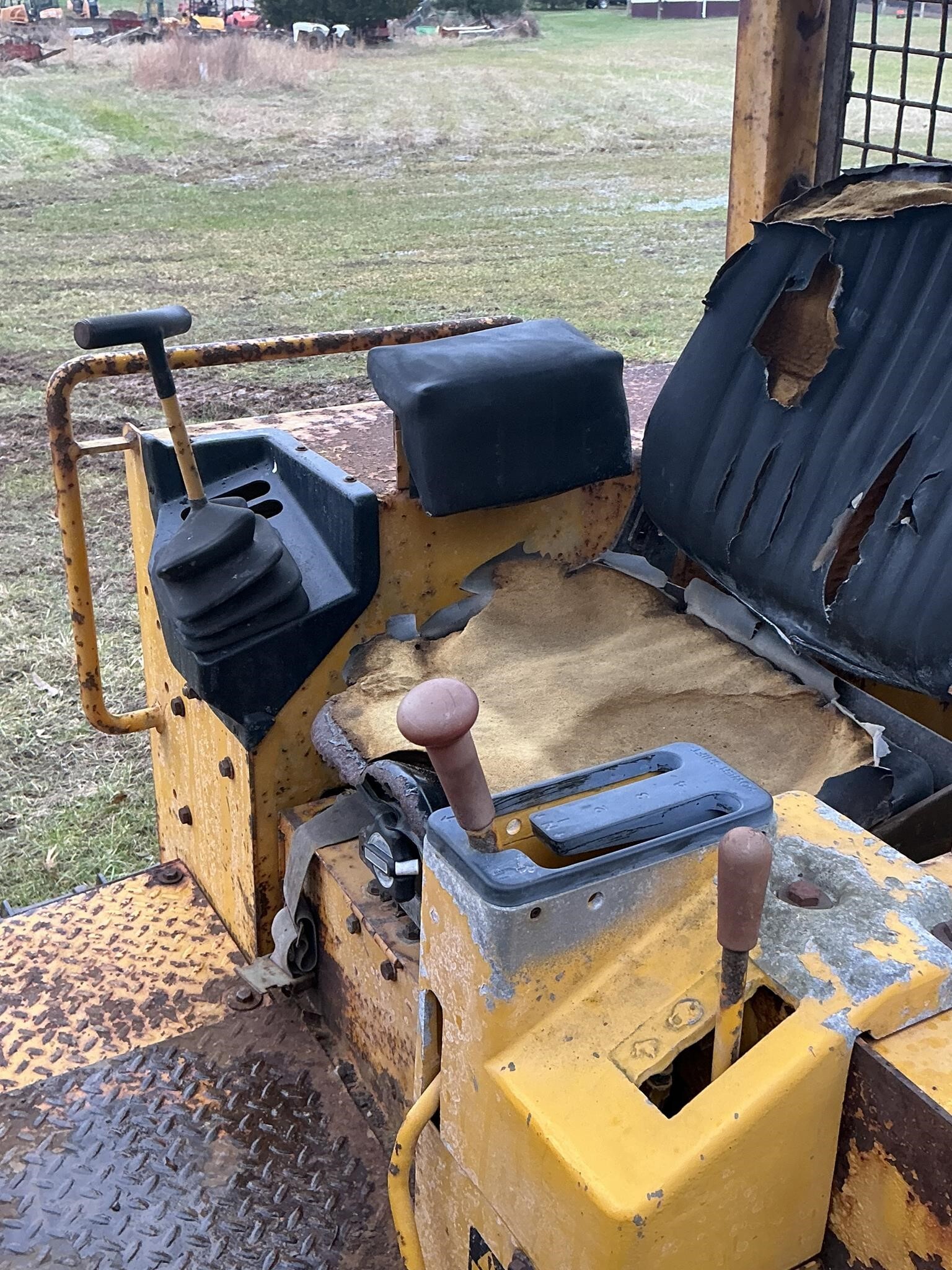  Deere 450G Dozer