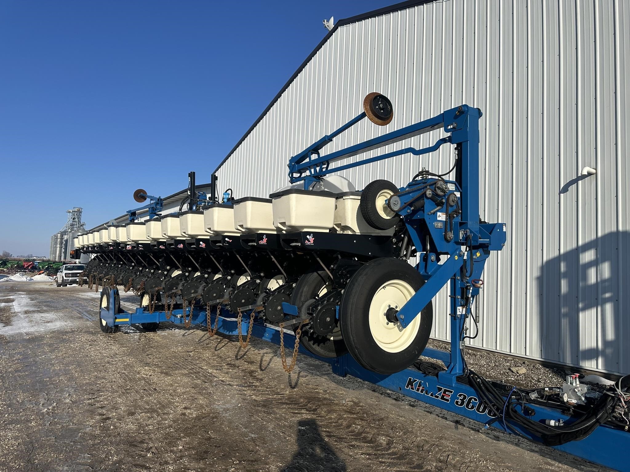 2013 Kinze 3600 Planter